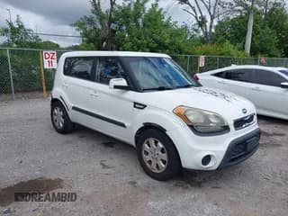 ✅ 2012 Kia Soul • VIN: KNDJT2A51C7443545 • Lot: 43370331. Wystawiony na IAAI z przebiegiem 278 173 mil. Bezpłatny archiwum sprzedaży aukcyjnych z USA i szczegółowy raport historii pojazdu na DreamBid. Zdjęcie 1.