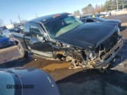 ✅ 2003 Chevrolet Silverado 2500HD LS • VIN: 1GCHK29193E212908 • Lot: 86695954. Wystawiony na Copart z przebiegiem 90 342 mil. Bezpłatny archiwum sprzedaży aukcyjnych z USA i szczegółowy raport historii pojazdu na DreamBid. Zdjęcie 4.