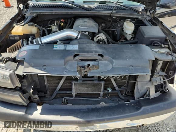 ✅ 2004 Chevrolet Silverado 1500 LS • VIN: 2GCEC19V441200973 • Lot: 68942425. Wystawiony na Copart z przebiegiem 206 735 mil. Bezpłatny archiwum sprzedaży aukcyjnych z USA i szczegółowy raport historii pojazdu na DreamBid. Zdjęcie 11.