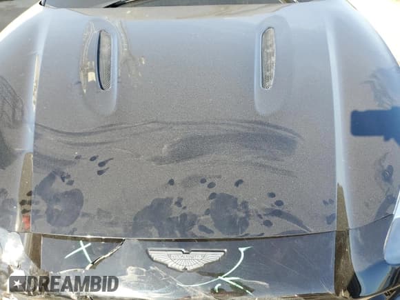 ✅ 2021 Aston Martin DBX • VIN: SCFVUJAWXMTV01292 • Лот: 83824504. Опубликован ранее на Copart с пробегом Не указан. Бесплатный доступ к архиву аукционных продаж из США и подробный отчёт об истории автомобиля на DreamBid. Изображение 11.