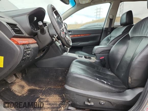 ✅ 2010 Subaru Outback Limited Power Moon • VIN: 4S4BRBKC9A3358632 • Лот: 92353555. Опубликован ранее на Copart с пробегом 233 634 миль. Бесплатный доступ к архиву аукционных продаж из США и подробный отчёт об истории автомобиля на DreamBid. Изображение 7.