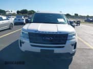 ✅ 2019 Ford Explorer XLT • VIN: 1FM5K7D8XKGA04281 • Lot: 43438902. Wystawiony na IAAI z przebiegiem 88 054 mil. Bezpłatny archiwum sprzedaży aukcyjnych z USA i szczegółowy raport historii pojazdu na DreamBid. Zdjęcie 12.
