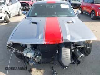 2014 Dodge Challenger SXT z VIN 2C3CDYAG3EH141115, wystawiony jako IAAI lot #43092764 z przebiegiem 74 131 mil mil oraz . Historia ofert i sprzedaży dostępna na DreamBid. Obrazek 6.