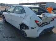 ✅ 2018 Toyota Corolla SE • VIN: 5YFBURHE4JP784756 • Lot: 43242584. Listed on IAAI with 146,571 mi. Free auction sales archive from the USA and detailed vehicle history report at DreamBid. Image 3.