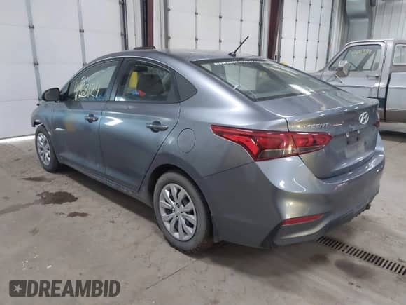 2019 Hyundai Accent SE with VIN 3KPC24A33KE040266, listed as a IAAI auction lot 41968124 with 105,984 mi miles and . Bid and sale history available at DreamBid. Image 3.
