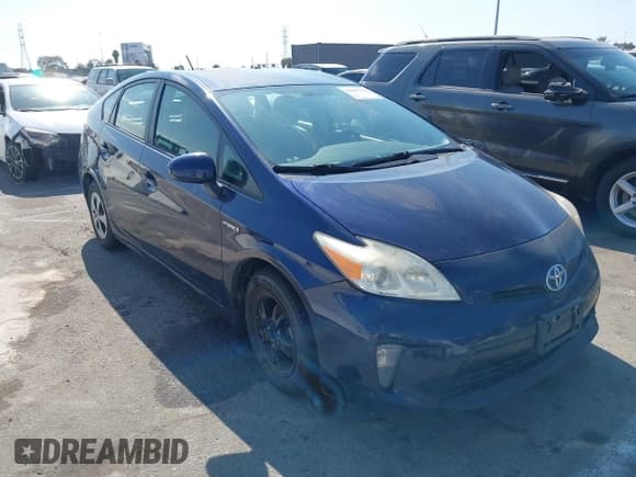 ✅ 2014 Toyota Prius Four • VIN: JTDKN3DU8E0391236 • Lot: 43067275. Wystawiony na IAAI z przebiegiem 230 155 mil. Bezpłatny archiwum sprzedaży aukcyjnych z USA i szczegółowy raport historii pojazdu na DreamBid. Zdjęcie 6.