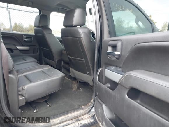 ✅ 2017 Chevrolet Silverado 2500HD LT • VIN: 1GC1KVEY7HF120235 • Lot: 43450105. Wystawiony na IAAI z przebiegiem 110 417 mil. Bezpłatny archiwum sprzedaży aukcyjnych z USA i szczegółowy raport historii pojazdu na DreamBid. Zdjęcie 8.