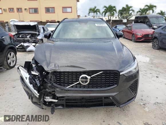 ✅ 2024 Volvo XC60 Plus Dark Theme • VIN: YV4H60DLXR1877878 • Lot: 65983915. Listed on Copart with 19,551 mi. Free auction sales archive from the USA and detailed vehicle history report at DreamBid. Image 5.