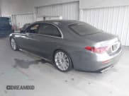 ✅ 2022 Mercedes-Benz S 580 • VIN: W1K6G7GB0NA111239 • Lot: 43227103. Listed on IAAI with 73,831 mi. Free auction sales archive from the USA and detailed vehicle history report at DreamBid. Image 3.