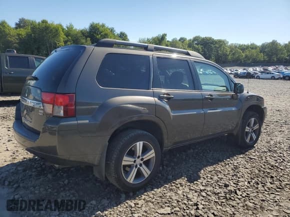 ✅ 2010 Mitsubishi Endeavor SE • VIN: 4A4JN3AS0AE009091 • Lot: 70248285. Wystawiony na Copart z przebiegiem 201 847 mil. Bezpłatny archiwum sprzedaży aukcyjnych z USA i szczegółowy raport historii pojazdu na DreamBid. Zdjęcie 3.