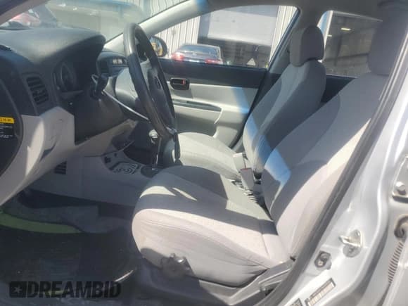 ✅ 2009 Hyundai Accent Auto GLS • VIN: KMHCN46C79U355594 • Лот: 53432265. Опубликован ранее на Copart с пробегом 153 655 миль. Бесплатный доступ к архиву аукционных продаж из США и подробный отчёт об истории автомобиля на DreamBid. Изображение 7.