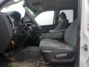 ✅ 2018 Ram 1500 Tradesman • VIN: 1C6RR6FM5JS112526 • Lot: 93168955. Wystawiony na Copart z przebiegiem 278 534 mil. Bezpłatny archiwum sprzedaży aukcyjnych z USA i szczegółowy raport historii pojazdu na DreamBid. Zdjęcie 7.