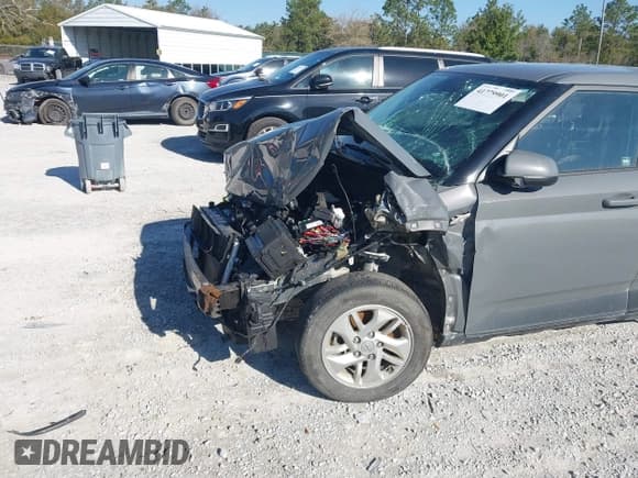 ✅ 2021 Hyundai Venue SE • VIN: KMHRB8A30MU114826 • Lot: 41779901. Listed on IAAI with Not provided. Free auction sales archive from the USA and detailed vehicle history report at DreamBid. Image 6.
