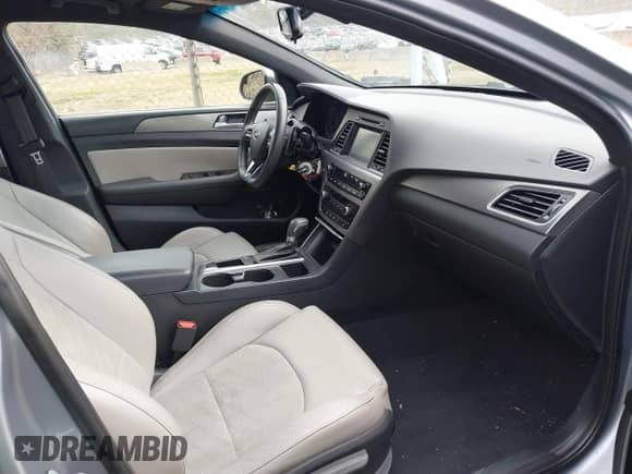 2017 Hyundai Sonata Sport with VIN 5NPE34AB1HH537012, listed as a IAAI auction lot 41683673 with 18,000 mi miles and . Bid and sale history available at DreamBid. Image 5.