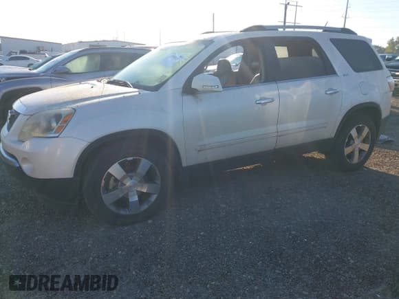 ✅ 2011 GMC Acadia SLT1 • VIN: 1GKKRRED4BJ240992 • Лот: 43591138. Опубликован ранее на IAAI с пробегом 175 272 миль. Бесплатный доступ к архиву аукционных продаж из США и подробный отчёт об истории автомобиля на DreamBid. Изображение 2.