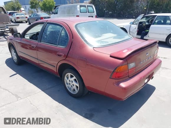 ✅ 1995 Nissan Maxima GLE • VIN: JN1CA21DXST614338 • Lot: 42496135. Listed on IAAI with 263,931 mi. Free auction sales archive from the USA and detailed vehicle history report at DreamBid. Image 3.