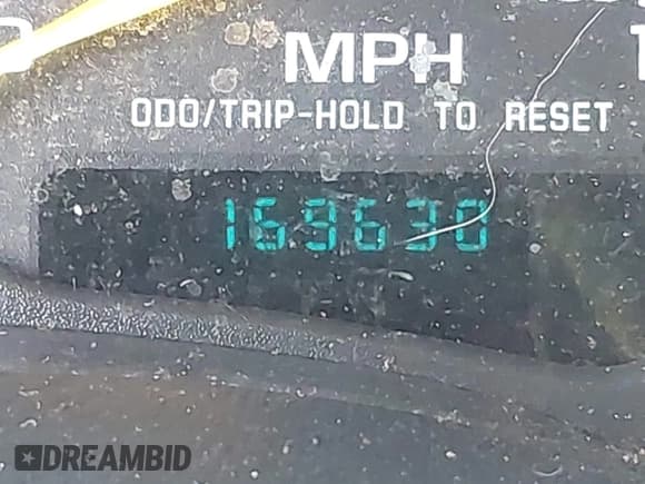 ✅ 2001 Chevrolet Blazer LT • VIN: 1GNDT13WX12114776 • Lot: 42311346. Wystawiony na IAAI z przebiegiem 169 630 mil. Bezpłatny archiwum sprzedaży aukcyjnych z USA i szczegółowy raport historii pojazdu na DreamBid. Zdjęcie 16.