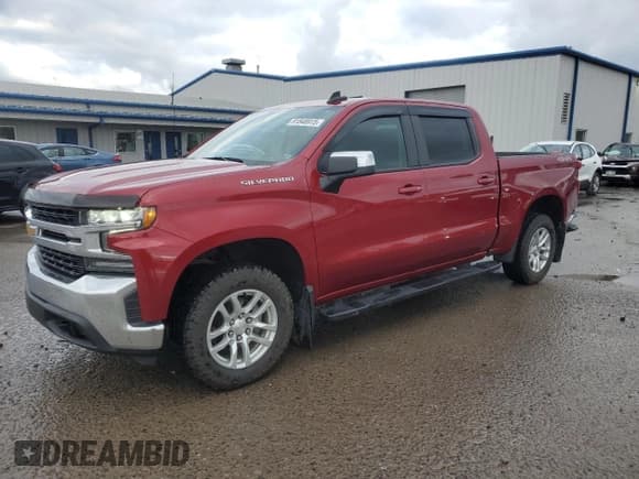 ✅ 2021 Chevrolet Silverado 1500 LT • VIN: 1GCUYDED3MZ395046 • Lot: 91848915. Wystawiony na Copart z przebiegiem 45 513 mil. Bezpłatny archiwum sprzedaży aukcyjnych z USA i szczegółowy raport historii pojazdu na DreamBid. Zdjęcie 1.