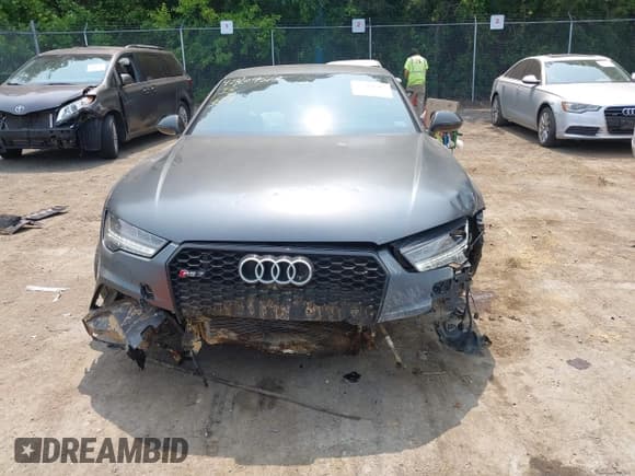 ✅ 2018 Audi RS 7 Prestige • VIN: WUAWAAFC2JN900369 • Lot: 42404517. Listed on IAAI with 103,810 mi. Free auction sales archive from the USA and detailed vehicle history report at DreamBid. Image 12.