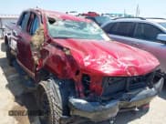 ✅ 2022 Chevrolet Silverado 1500 LT Trail Boss • VIN: 1GCPYFED4NZ235736 • Lot: 42743024. Wystawiony na IAAI z przebiegiem Nie podano. Bezpłatny archiwum sprzedaży aukcyjnych z USA i szczegółowy raport historii pojazdu na DreamBid. Zdjęcie 1.