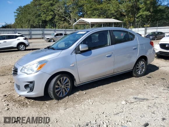 ✅ 2019 Mitsubishi Mirage ES • VIN: ML32F3FJ8KHF03990 • Lot: 85727165. Wystawiony na Copart z przebiegiem 103 045 mil. Bezpłatny archiwum sprzedaży aukcyjnych z USA i szczegółowy raport historii pojazdu na DreamBid. Zdjęcie 1.