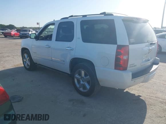 ✅ 2011 Chevrolet Tahoe LTZ • VIN: 1GNSCCE03BR397672 • Lot: 42775981. Listed on IAAI with 210,316 mi. Free auction sales archive from the USA and detailed vehicle history report at DreamBid. Image 3.