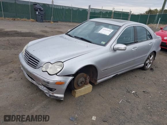 ✅ 2006 Mercedes-Benz C 230 Sport • VIN: WDBRF52H96A872751 • Lot: 43544308. Wystawiony na IAAI z przebiegiem 171 122 mil. Bezpłatny archiwum sprzedaży aukcyjnych z USA i szczegółowy raport historii pojazdu na DreamBid. Zdjęcie 2.