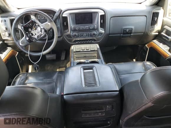 2018 Chevrolet Silverado 3500HD High Country с VIN 1GC4K1EY5JF153746, выставлен на аукционе Copart как лот 60980865 с пробегом Не указан миль и Списание • Salvage title. История ставок и продаж доступна на DreamBid. Изображение 8.