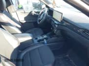 ✅ 2023 Ford Escape ST-Line Select • VIN: 1FMCU9NA4PUA38594 • Лот: 41729408. Опубликован ранее на IAAI с пробегом 19 666 миль. Бесплатный доступ к архиву аукционных продаж из США и подробный отчёт об истории автомобиля на DreamBid. Изображение 5.