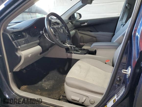 ✅ 2014 Toyota Camry LE • VIN: 4T4BF1FK4ER430864 • Лот: 82240465. Опубликован ранее на Copart с пробегом 139 968 миль. Бесплатный доступ к архиву аукционных продаж из США и подробный отчёт об истории автомобиля на DreamBid. Изображение 7.