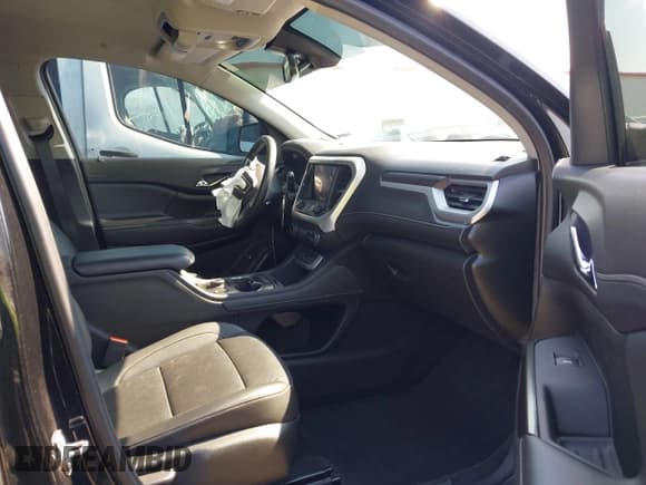 ✅ 2023 GMC Acadia SLT • VIN: 1GKKNML43PZ137461 • Lot: 42594915. Wystawiony na IAAI z przebiegiem 83 270 mil. Bezpłatny archiwum sprzedaży aukcyjnych z USA i szczegółowy raport historii pojazdu na DreamBid. Zdjęcie 5.