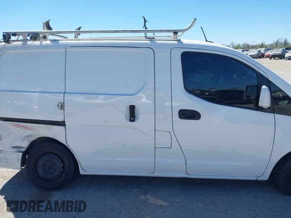 ✅ 2018 Nissan NV200 S • VIN: 3N6CM0KN2JK691517 • Lot: 41836172. Listed on IAAI with 141,188 mi. Free auction sales archive from the USA and detailed vehicle history report at DreamBid. Image 13.