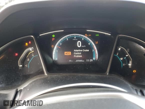 ✅ 2020 Honda Civic Touring • VIN: 2HGFC1F91LH101871 • Lot: 69984645. Listed on Copart with 75,445 mi. Free auction sales archive from the USA and detailed vehicle history report at DreamBid. Image 9.