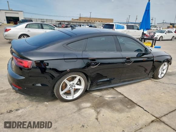 ✅ 2019 Audi A5 Sportback Premium Plus • VIN: WAUENCF56KA070513 • Lot: 71406345. Wystawiony na Copart z przebiegiem 70 748 mil. Bezpłatny archiwum sprzedaży aukcyjnych z USA i szczegółowy raport historii pojazdu na DreamBid. Zdjęcie 3.