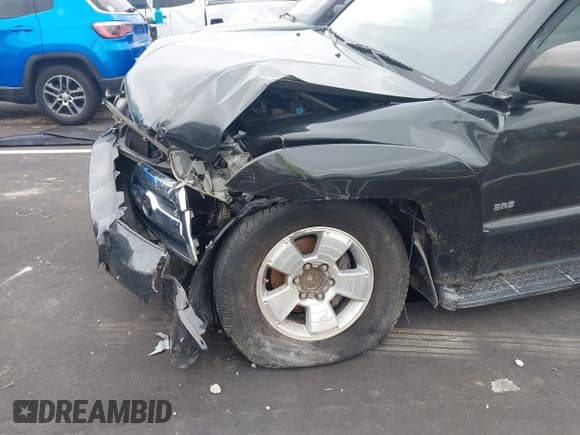 ✅ 2008 Toyota 4Runner SR5 • VIN: JTEZU14R18K007190 • Lot: 43011494. Listed on IAAI with 245,165 mi. Free auction sales archive from the USA and detailed vehicle history report at DreamBid. Image 6.