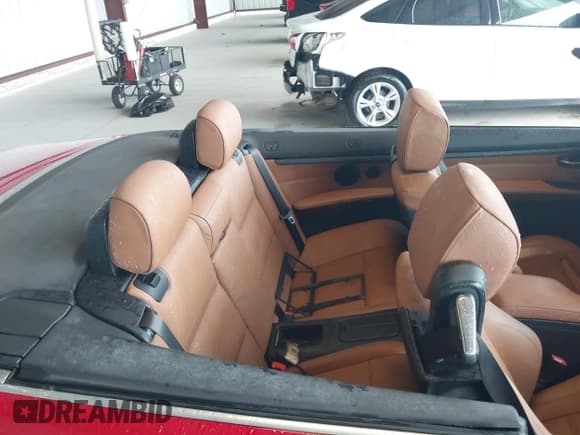 ✅ 2007 BMW 3 Series 328i • VIN: WBAWL135X7PX11007 • Лот: 42236388. Опубликован ранее на IAAI с пробегом 200 061 миль. Бесплатный доступ к архиву аукционных продаж из США и подробный отчёт об истории автомобиля на DreamBid. Изображение 8.