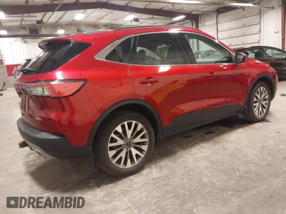 ✅ 2022 Ford Escape Titanium • VIN: 1FMCU9J92NUA25805 • Лот: 43556938. Опубликован ранее на IAAI с пробегом 117 467 миль. Бесплатный доступ к архиву аукционных продаж из США и подробный отчёт об истории автомобиля на DreamBid. Изображение 4.