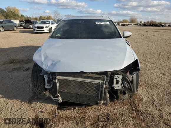 ✅ 2017 Volkswagen Jetta GLI • VIN: 3VW4T7AJ8HM362432 • Лот: 90844295. Опубликован ранее на Copart с пробегом 112 999 миль. Бесплатный доступ к архиву аукционных продаж из США и подробный отчёт об истории автомобиля на DreamBid. Изображение 5.