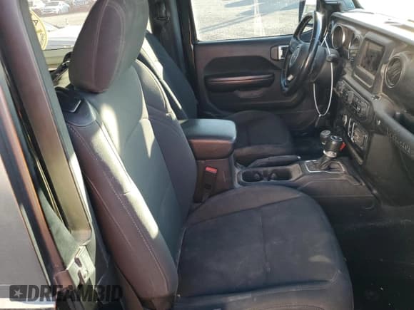 ✅ 2020 Jeep Wrangler Willys • VIN: 1C4GJXAN0LW135754 • Лот: 73571554. Опубликован ранее на Copart с пробегом 68 869 миль. Бесплатный доступ к архиву аукционных продаж из США и подробный отчёт об истории автомобиля на DreamBid. Изображение 10.