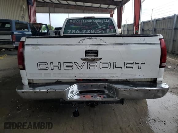 ✅ 1997 Chevrolet Silverado 3500 • VIN: 1GCHC39R4VE173348 • Lot: 69478734. Listed on Copart with 233,736 mi. Free auction sales archive from the USA and detailed vehicle history report at DreamBid. Image 6.