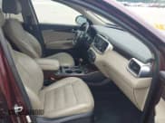 ✅ 2016 Kia Sorento EX • VIN: 5XYPHDA59GG121557 • Lot: 42358212. Listed on IAAI with 186,035 mi. Free auction sales archive from the USA and detailed vehicle history report at DreamBid. Image 5.