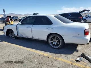 ✅ 1996 Nissan Gloria • VIN: HY33247785 • Lot: 42419475. Wystawiony na Copart z przebiegiem 66 422 mil. Bezpłatny archiwum sprzedaży aukcyjnych z USA i szczegółowy raport historii pojazdu na DreamBid. Zdjęcie 2.