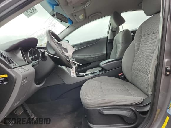 ✅ 2011 Hyundai Sonata GLS • VIN: 5NPEB4ACXBH291841 • Lot: 91982145. Listed on Copart with 131,057 mi. Free auction sales archive from the USA and detailed vehicle history report at DreamBid. Image 7.