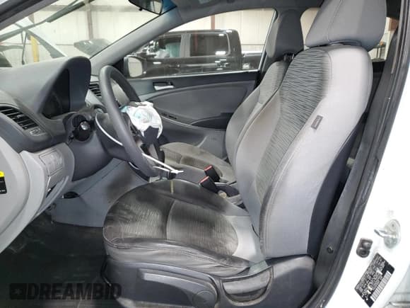 ✅ 2017 Hyundai Accent SE • VIN: KMHCT4AE0HU344322 • Лот: 75383424. Опубликован ранее на Copart с пробегом 65 959 миль. Бесплатный доступ к архиву аукционных продаж из США и подробный отчёт об истории автомобиля на DreamBid. Изображение 7.