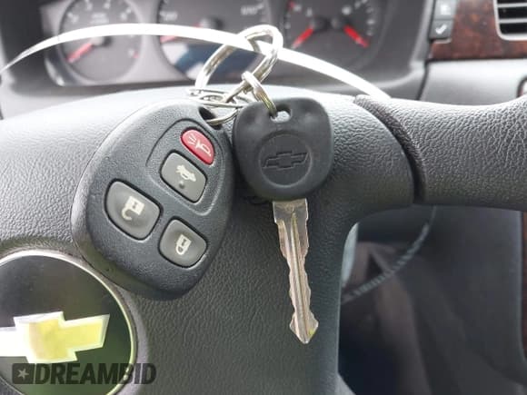 ✅ 2016 Chevrolet Impala LS • VIN: 2G1WA5E36G1100084 • Лот: 43066850. Опубликован ранее на IAAI с пробегом 96 083 миль. Бесплатный доступ к архиву аукционных продаж из США и подробный отчёт об истории автомобиля на DreamBid. Изображение 11.