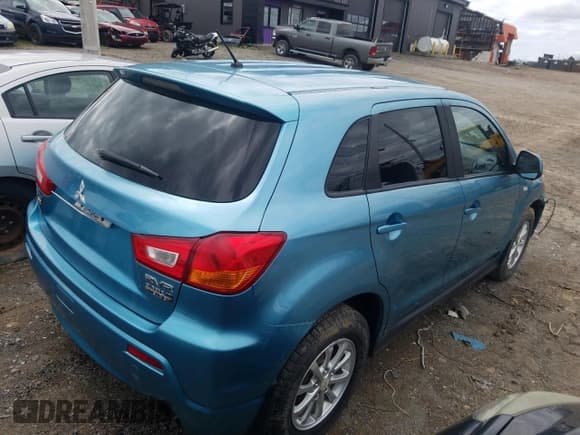 ✅ 2011 Mitsubishi Outlander Sport SE • VIN: JA4AJ3AU7BZ608269 • Lot: 57117035. Wystawiony na Copart z przebiegiem 157 928 mil. Bezpłatny archiwum sprzedaży aukcyjnych z USA i szczegółowy raport historii pojazdu na DreamBid. Zdjęcie 3.