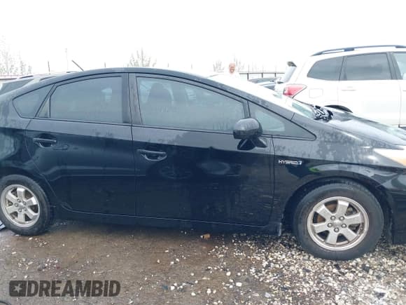 ✅ 2014 Toyota Prius Four • VIN: JTDKN3DU0E0378643 • Lot: 42076080. Wystawiony na IAAI z przebiegiem 272 277 mil. Bezpłatny archiwum sprzedaży aukcyjnych z USA i szczegółowy raport historii pojazdu na DreamBid. Zdjęcie 14.