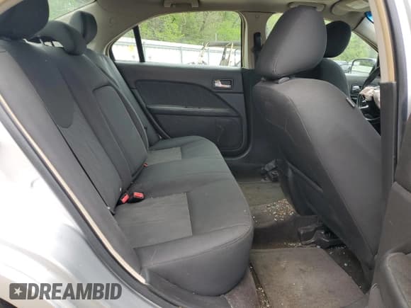 ✅ 2011 Mercury Milan • VIN: 3MEHM0HA3BR604115 • Лот: 50923375. Опубликован ранее на Copart с пробегом 247 534 миль. Бесплатный доступ к архиву аукционных продаж из США и подробный отчёт об истории автомобиля на DreamBid. Изображение 11.