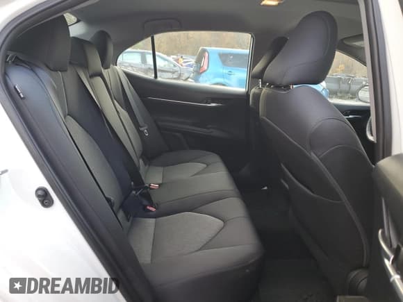 ✅ 2021 Toyota Camry LE • VIN: 4T1R11BKXMU037950 • Lot: 90586435. Listed on Copart with 16,078 mi. Free auction sales archive from the USA and detailed vehicle history report at DreamBid. Image 10.