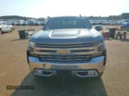 ✅ 2020 Chevrolet Silverado 1500 LTZ • VIN: 3GCUYGET3LG417103 • Lot: 71615015. Wystawiony na Copart z przebiegiem 133 413 mil. Bezpłatny archiwum sprzedaży aukcyjnych z USA i szczegółowy raport historii pojazdu na DreamBid. Zdjęcie 13.